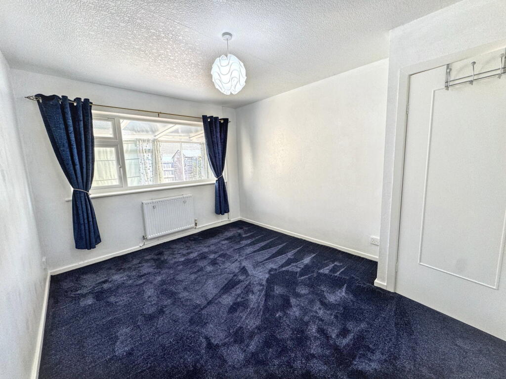Llys Edward, Towyn, Conwy, LL22 photo 4
