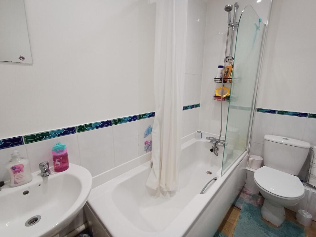 Additional image 6 of Drummond Road