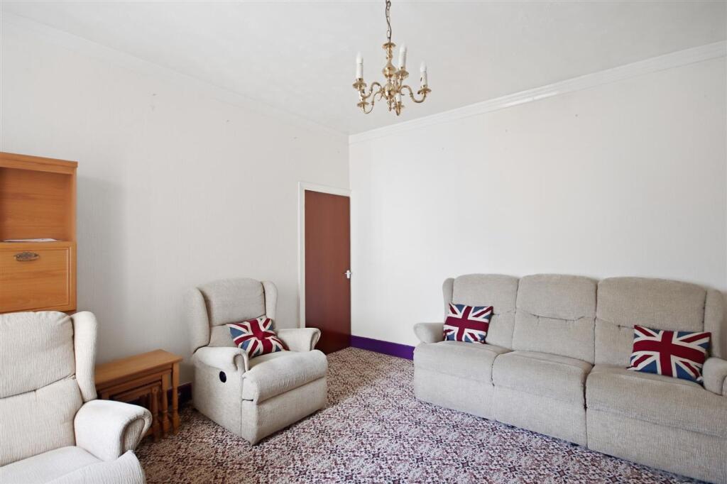 House in Chesterfield, Stonegravels - View 5