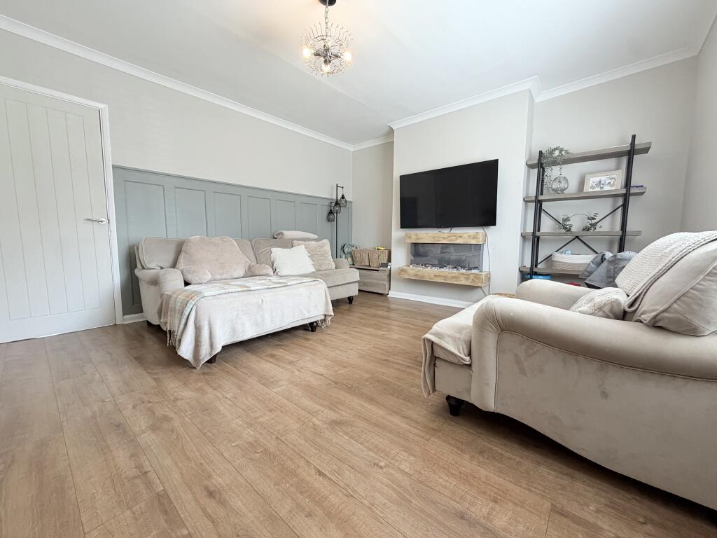 House in Stockton-on-Tees, Grangefield - View 4