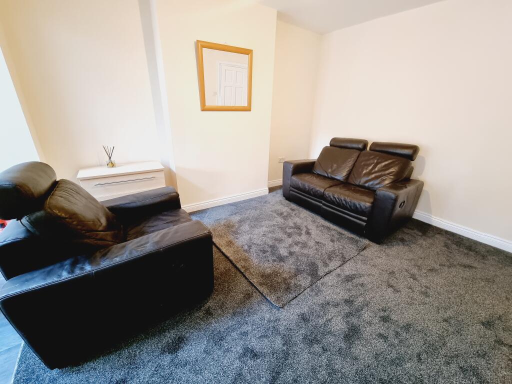 House in Warwick, Sydenham, Royal Leamington Spa - View 3