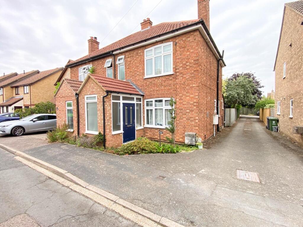Main image of property: West Road, Histon, Cambridge