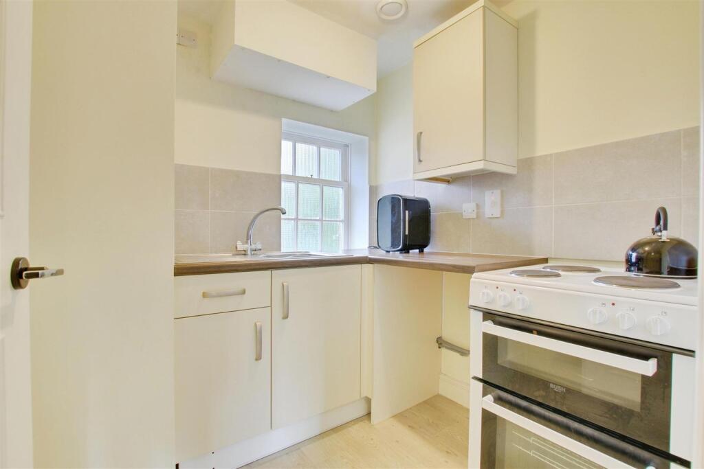 Apartment in Peterborough - View 4
