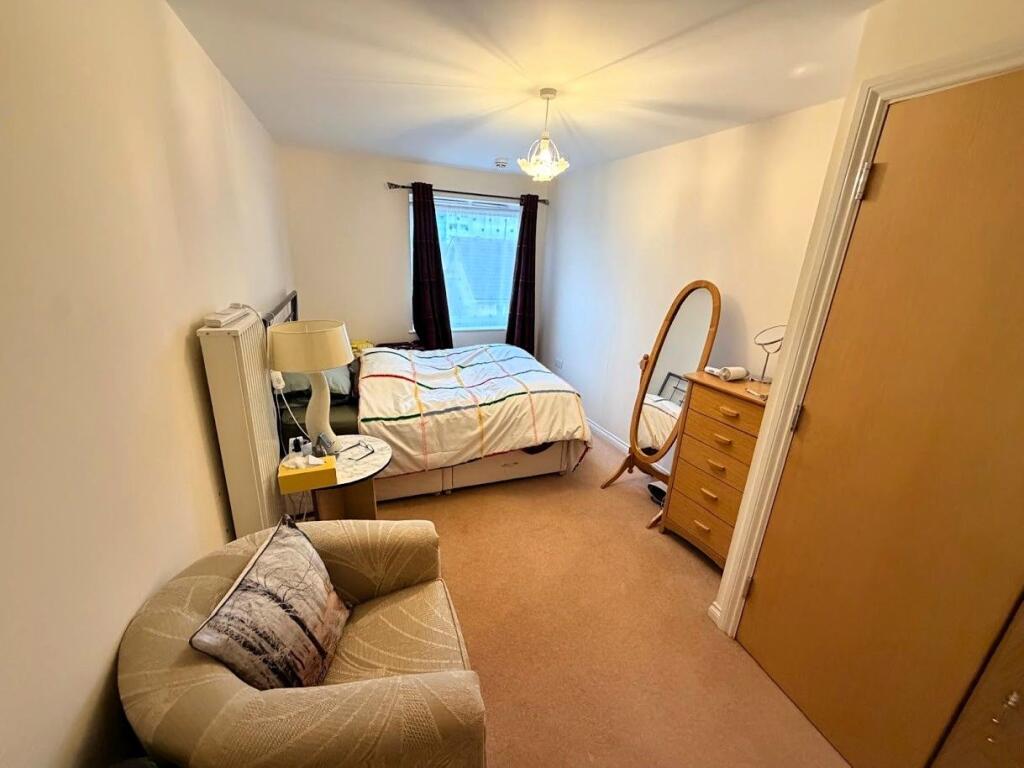 Apartment in Twickenham - View 4