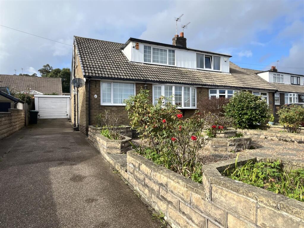 Main image of property: Markfield Avenue, Low Moor, Bradford