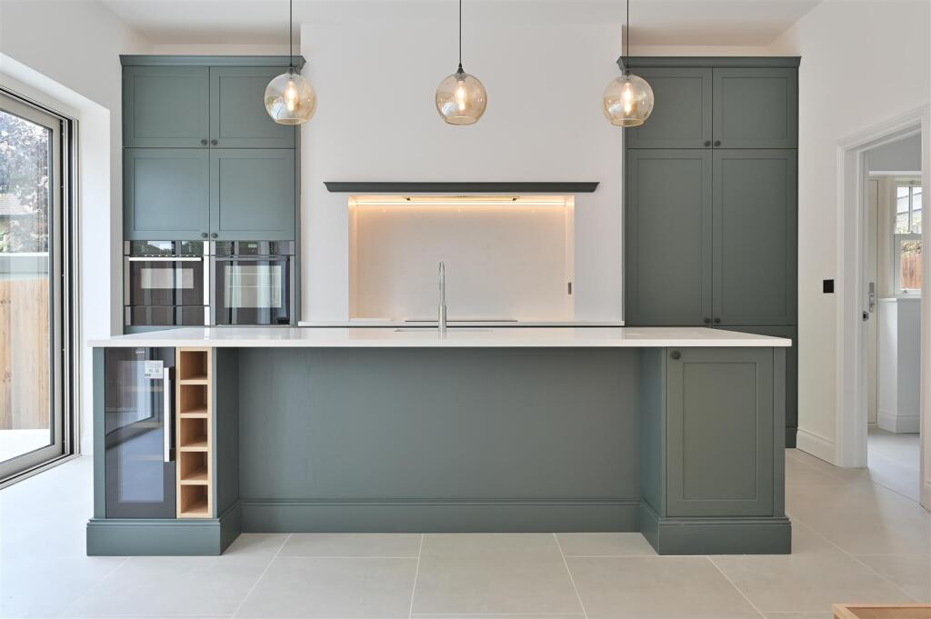 Walnut Close, Harpenden photo 5