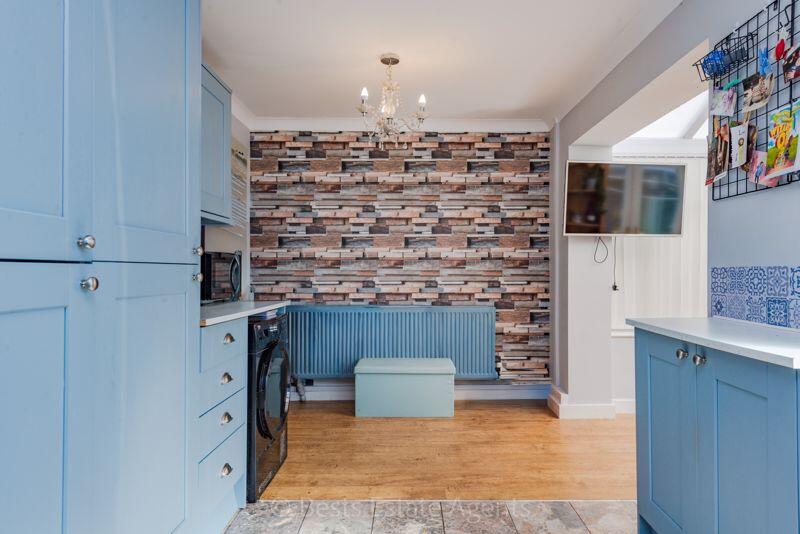 Millersdale Grove, Runcorn photo 4