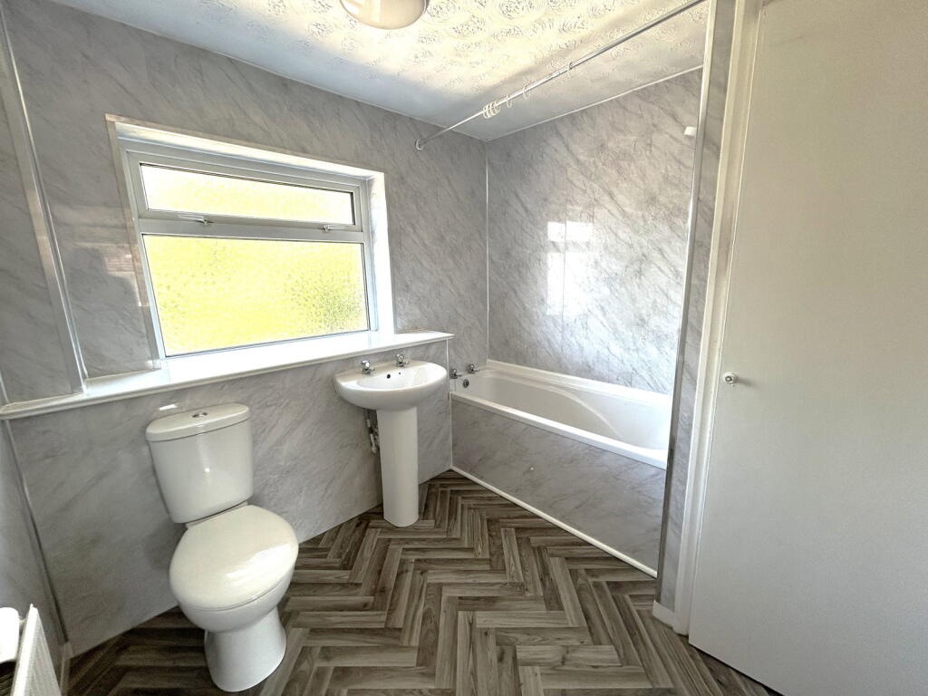 House in Corby, North Northamptonshire - View 5