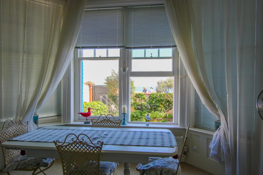 Apartment in East Suffolk, Aldeburgh - View 5