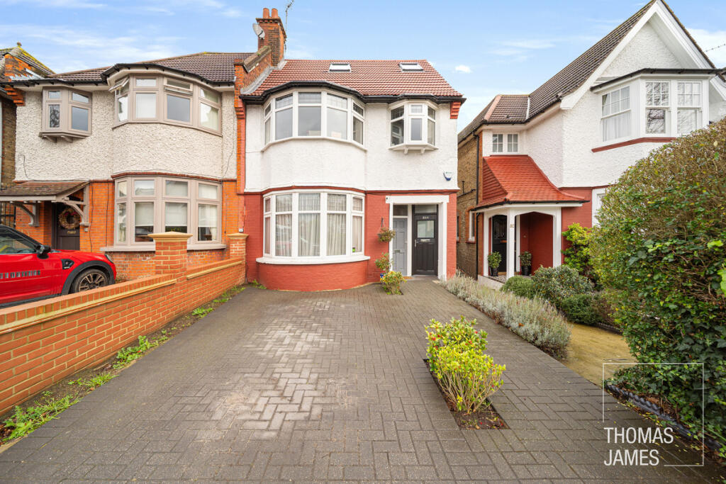 Main image of property: Fernleigh Road, Winchmore Hill, N21