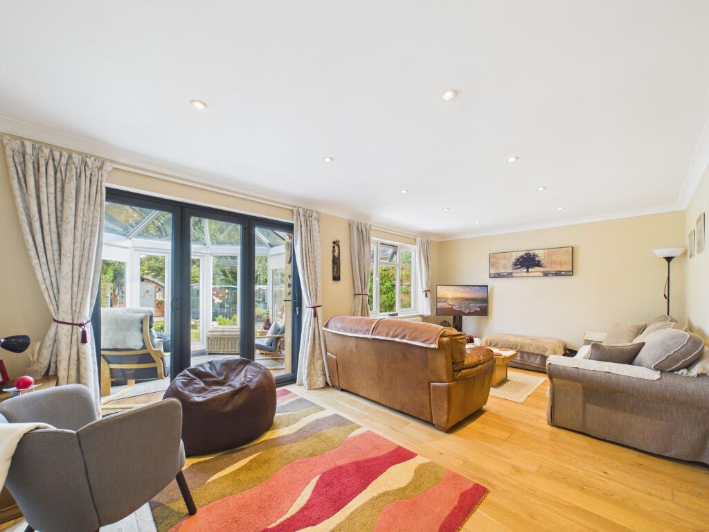 House in Reading - View 3