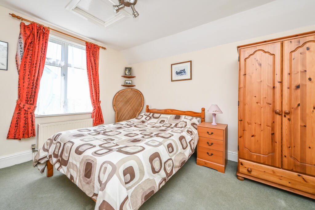 House in Plymouth - View 5