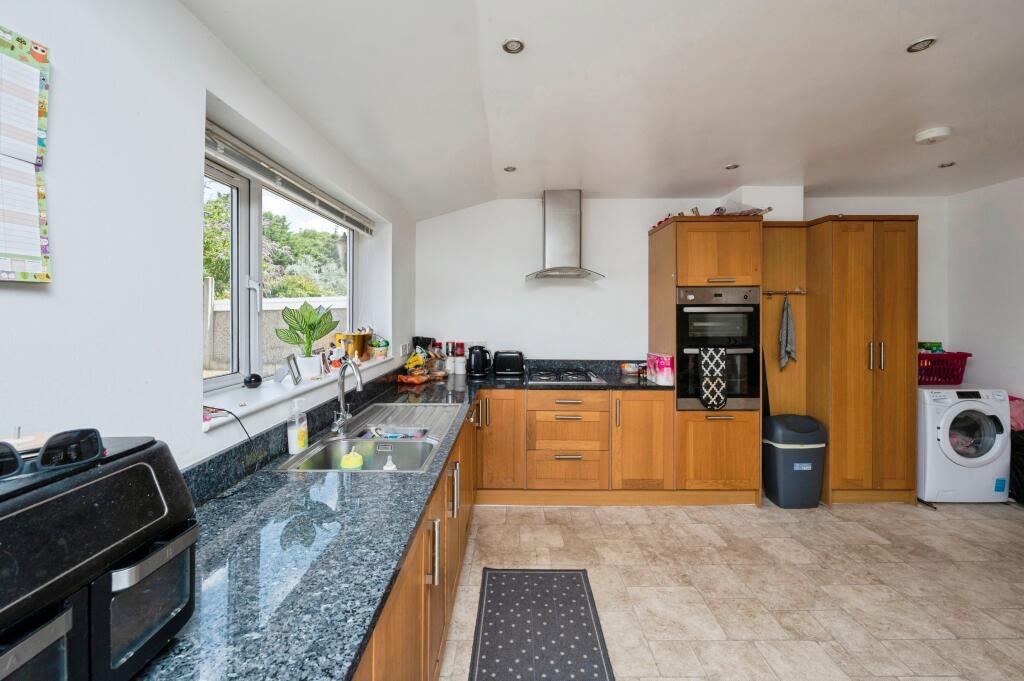 Dale Lane, Blidworth, Mansfield, NG21 - View 6