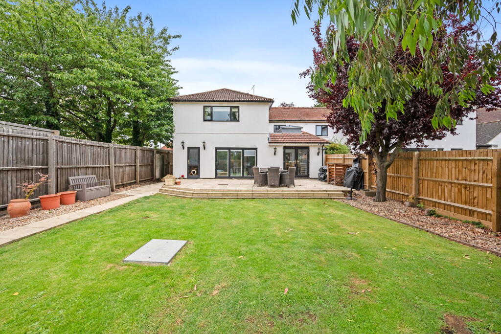 Warkton Lane, Barton Seagrave NN15 - View 2