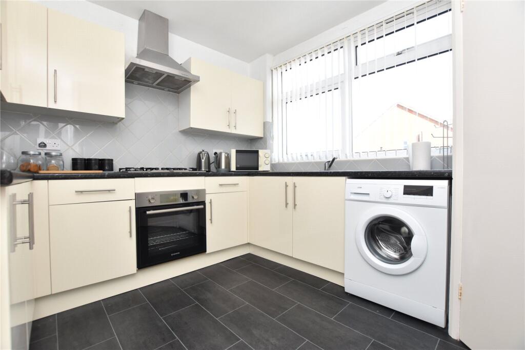 Additional image 2 of Kingsway, Drighlington, Bradford, West Yorkshire