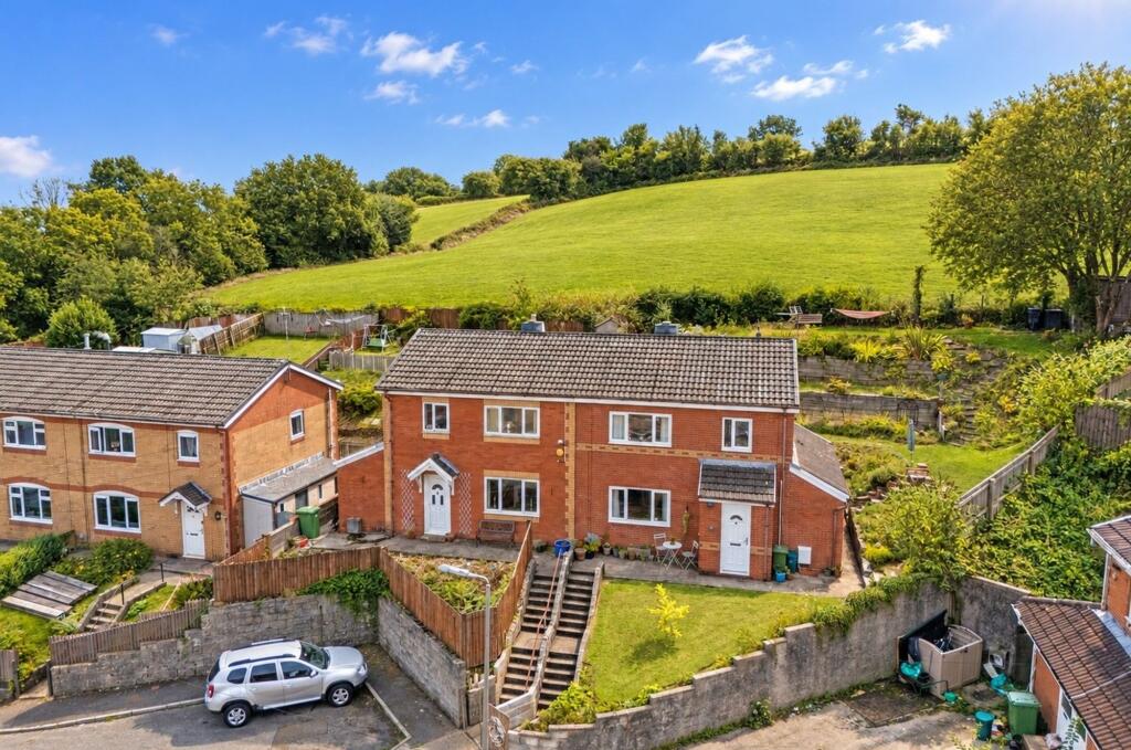 Main image of property: Dan Caerlan, Llantrisant, CF72