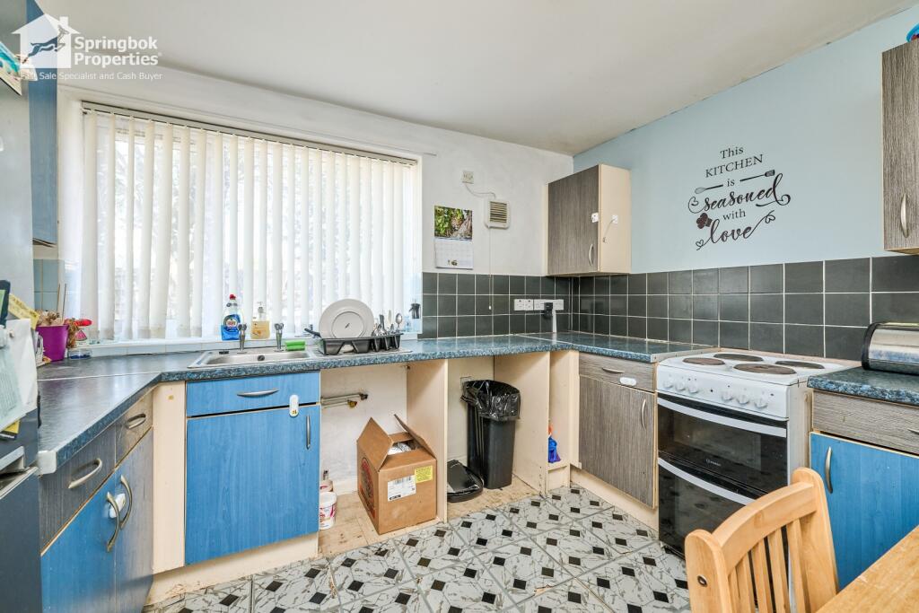 Apartment in Northamptonshire, North Northamptonshire - View 4