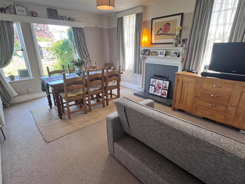 House in Newbury, West Berkshire - View 5