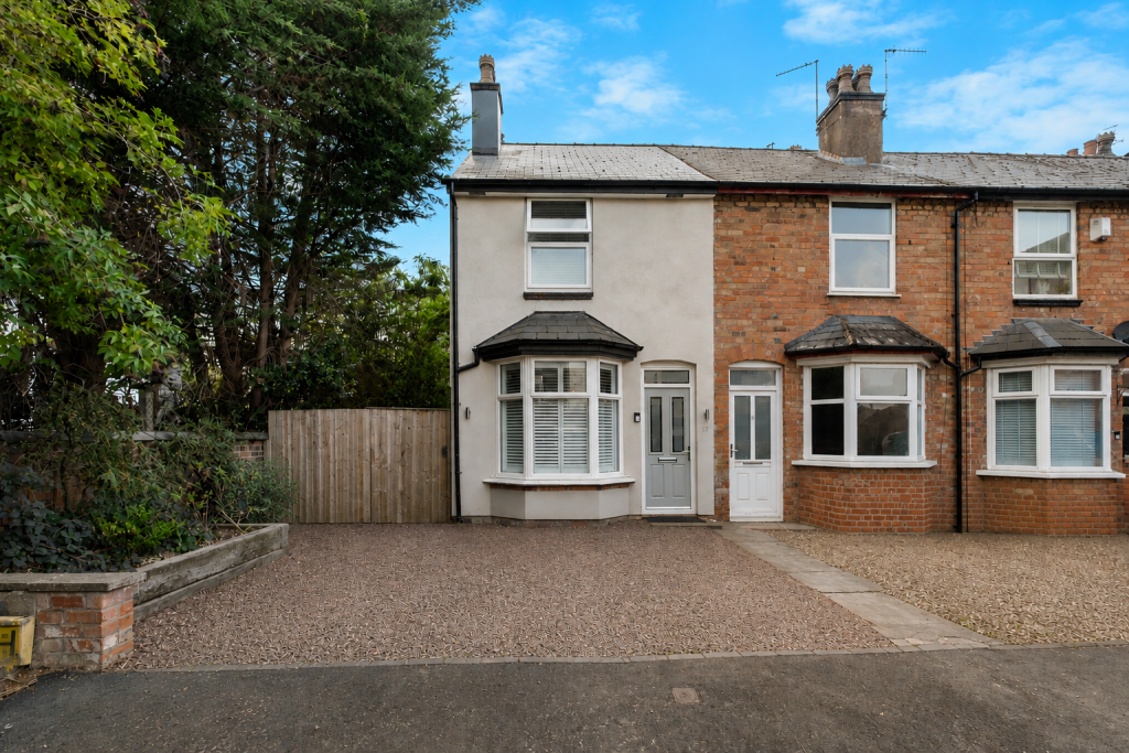 House in Bromsgrove, Aston Fields