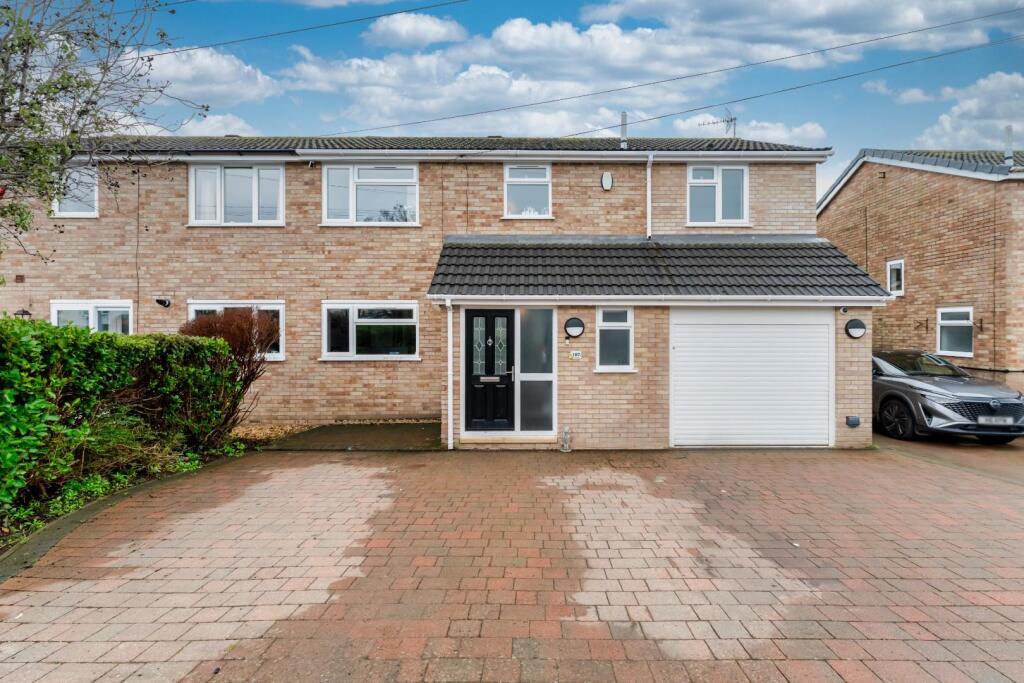 Main image of property: Exceptional four bedroom family home in the popular village of Yatton