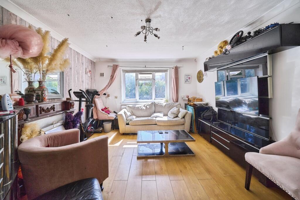 Apartment in London - View 3