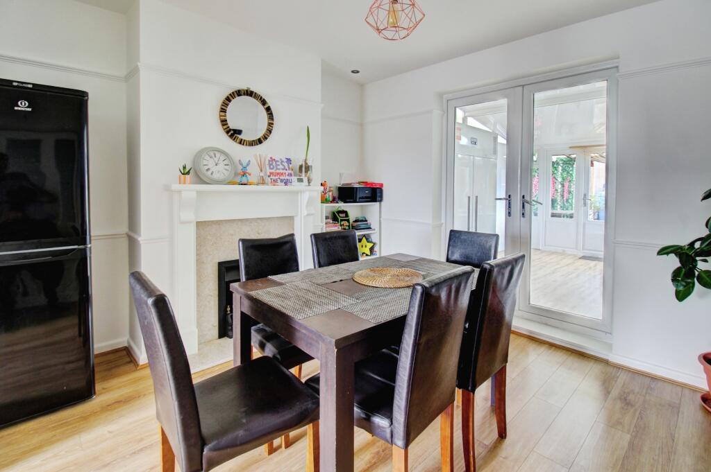 House in Tamworth, Staffordshire - More