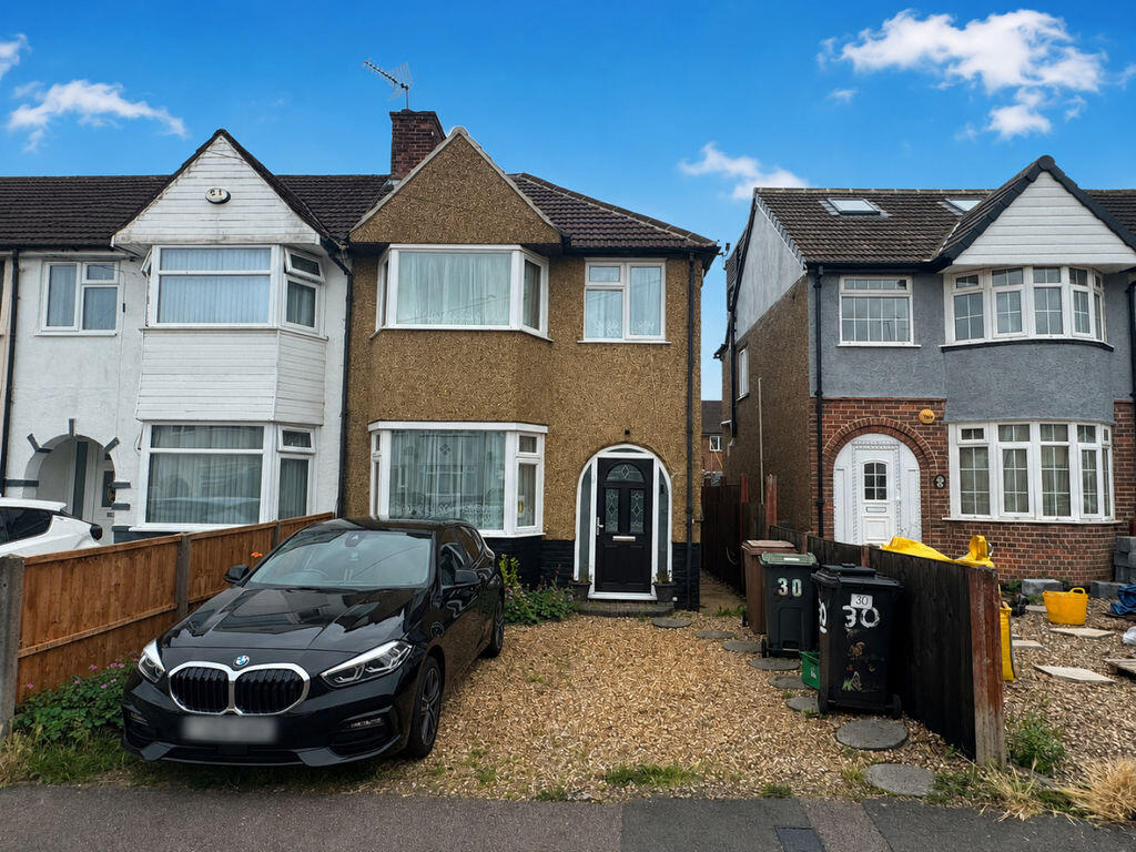 Main image of property: Hurst Way, Luton