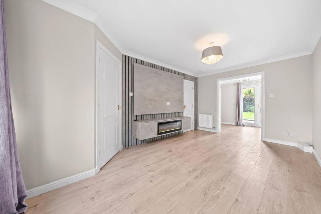 Ben Lomond Drive, Stirling, FK9 photo 2