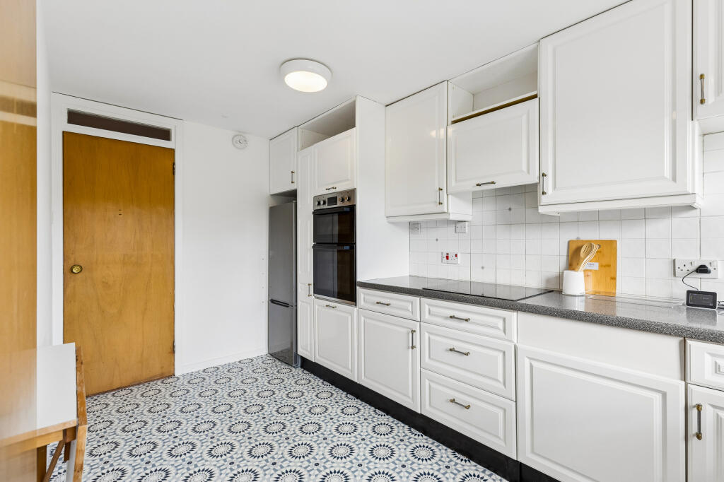 Apartment in Glasgow - View 5