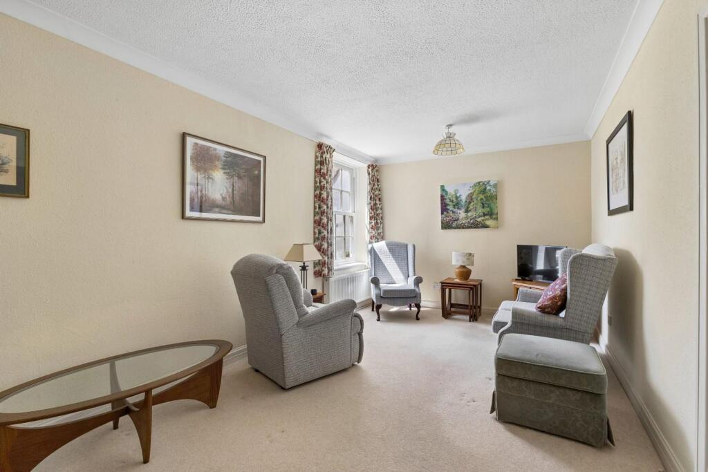 Apartment in Salisbury - View 4