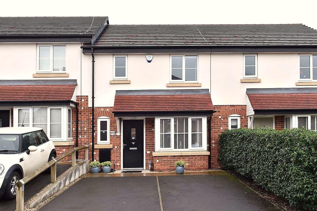3-bed terraced on Severn Way, Holmes Chapel, CW4, £299,500