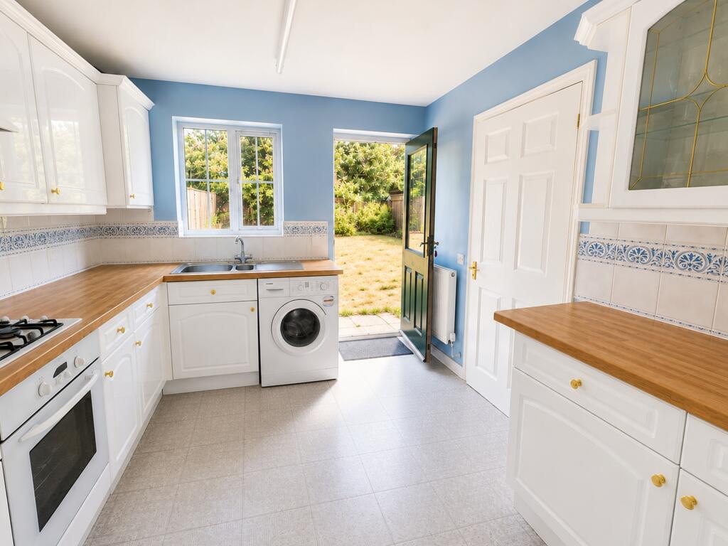 House in Poole, Alder Hills - View 3