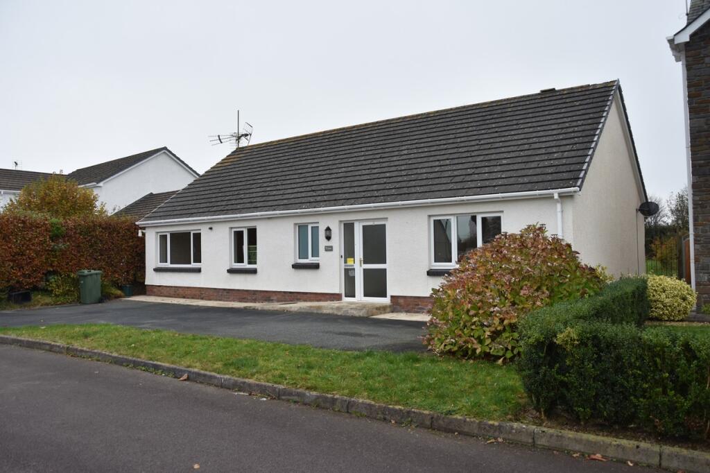 Main image of property: Heddwch, Saron