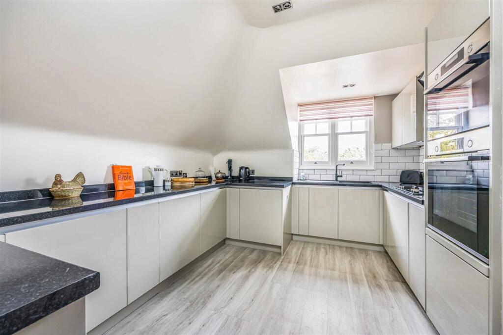 Apartment in Bournemouth - View 4