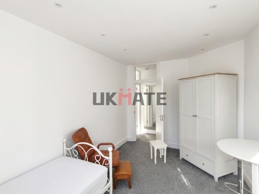 Main image of property: 96–98 Judd Street