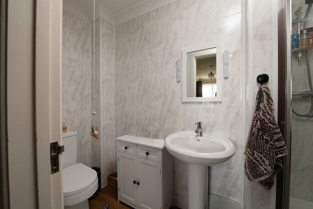 Additional image 8 of Mcwilliam Close, Poole