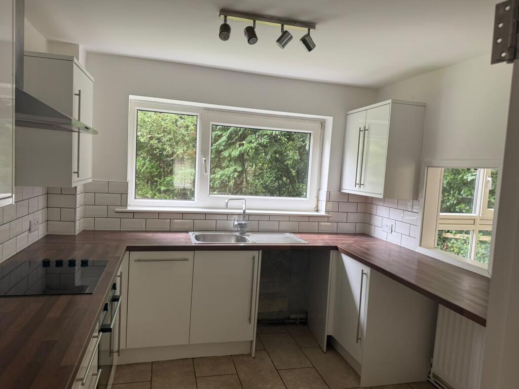 Apartment in Southampton - View 3