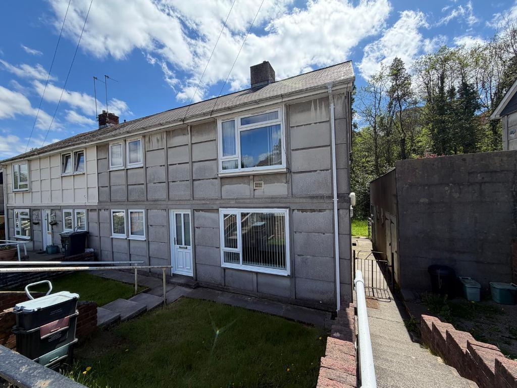 Main image of property: Rassau Road, Rassau, Ebbw Vale, Blaenau Gwent, NP23 5BH