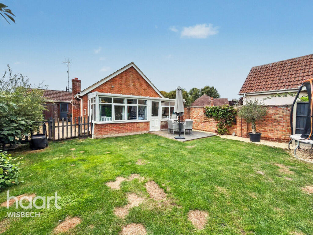 House in Peterborough - View 4