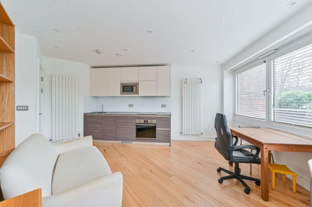 Apartment in London - View 4