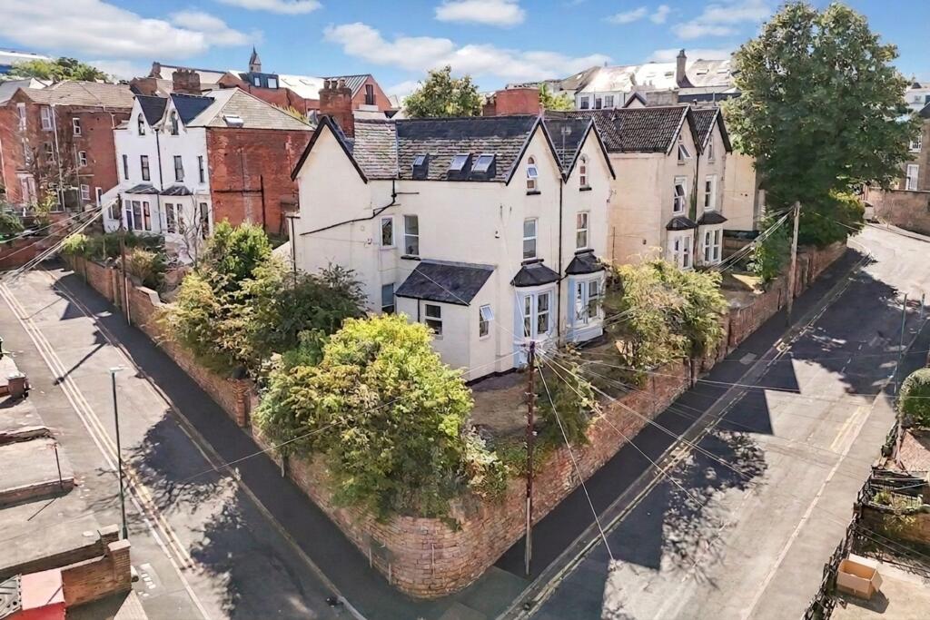 Main image of property: Wellington Villas, Nottingham, NG7