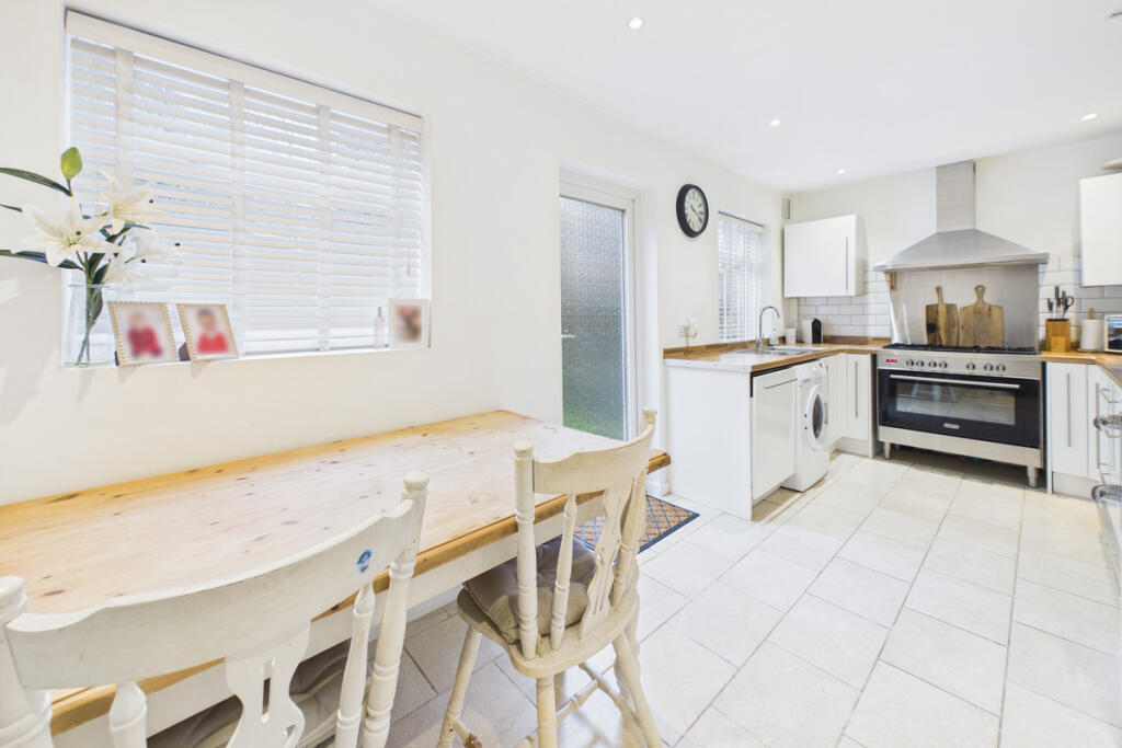 House in Dacorum, Adeyfield - View 4
