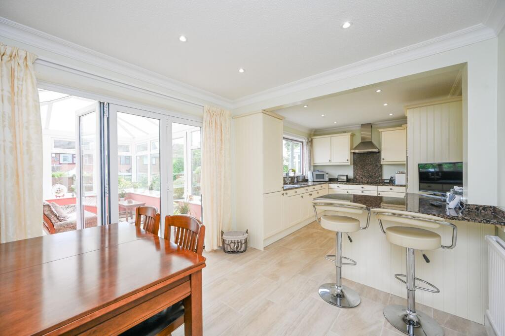 House in West Lancashire, Aughton Park, Ormskirk - View 3