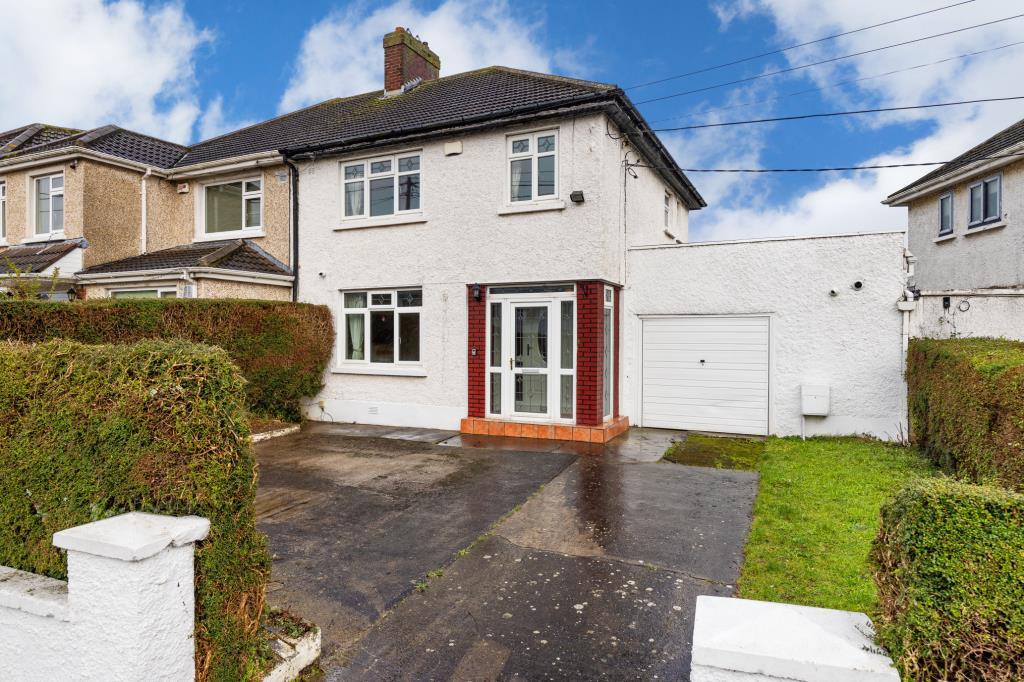 Main image of property: 3 Beneavin Road, Glasnevin, Dublin 11, D11E0X3