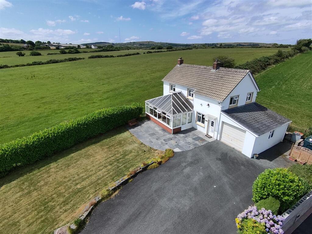 Main image of property: Hermon, Glogue