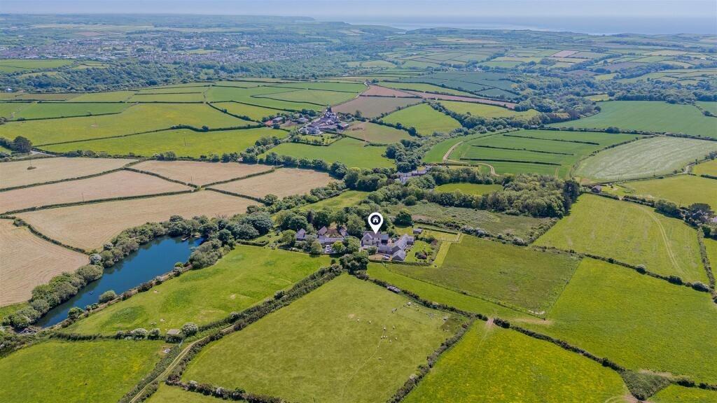 Farmhouse with Land, Sithney, Helston photo 4