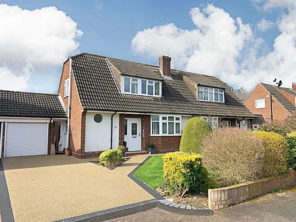 Main image of property: Wheatley Close, Sawbridgeworth, CM21