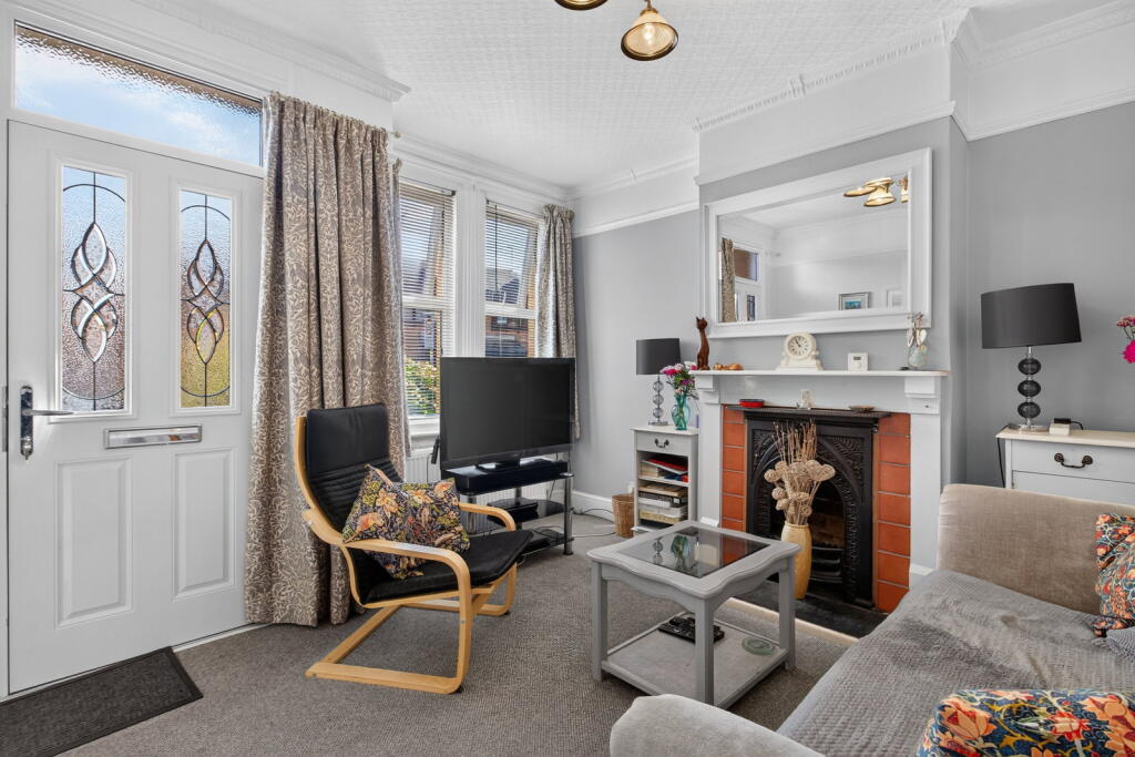 House in Worcester - View 2