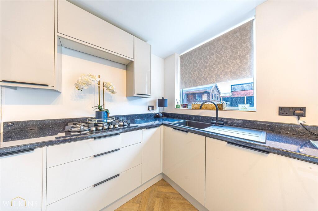 Additional image 4 of Clifton Avenue, Tamworth, Staffordshire, B79