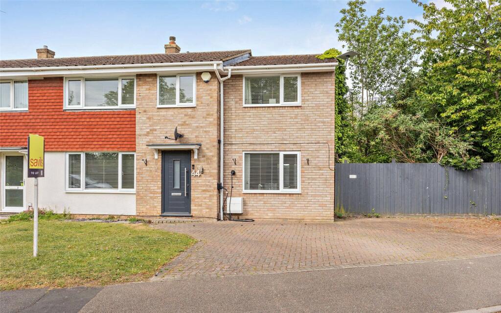 Main image of property: Wakelin Avenue, Sawston, Cambridge, Cambridgeshire, CB22